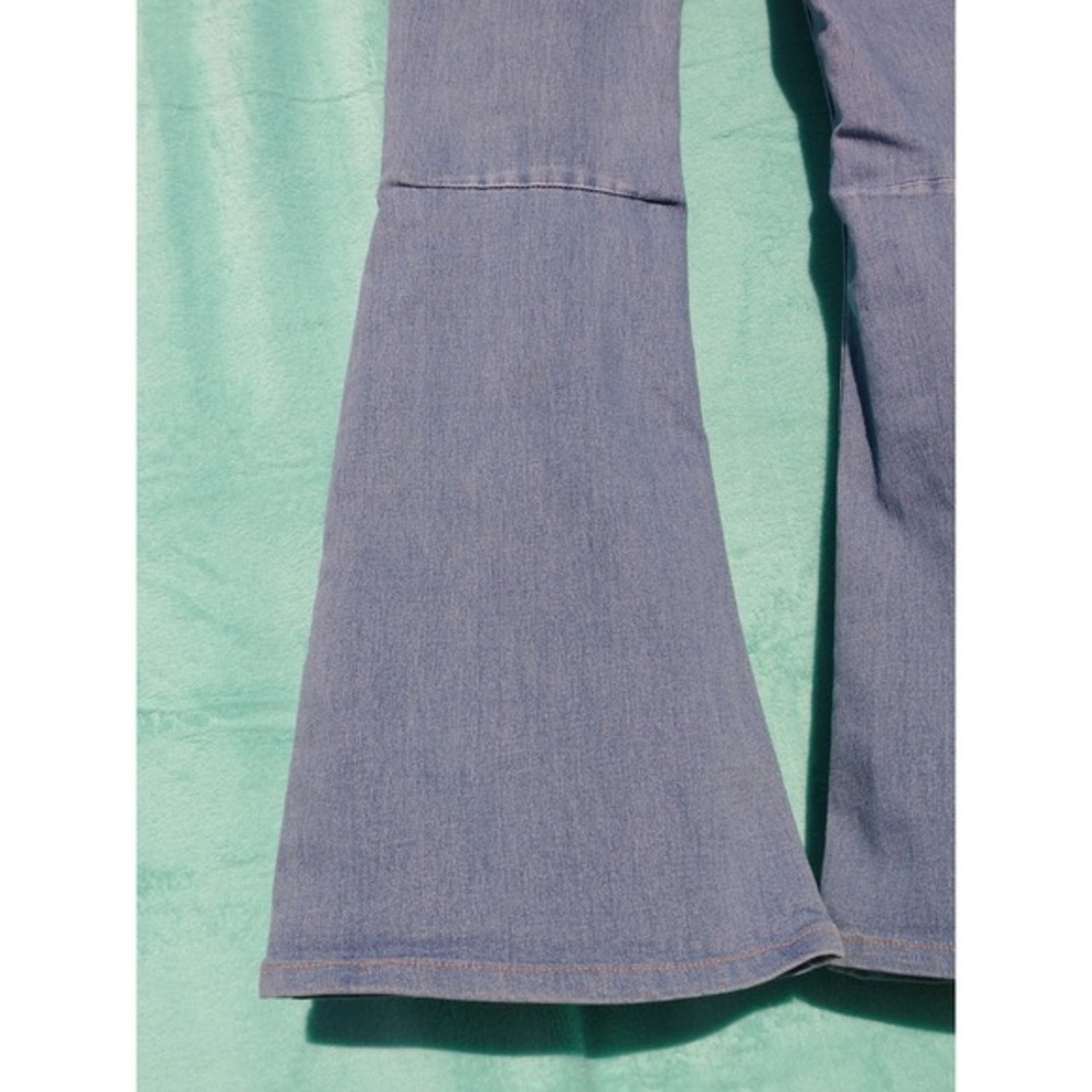 We The Free Free People Boho Stretchy Flare Jeans Light Wash‎ Blue Womens 28 - Picture 7 of 16